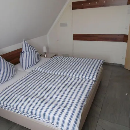 Just Before The Cape, A * Putgarten